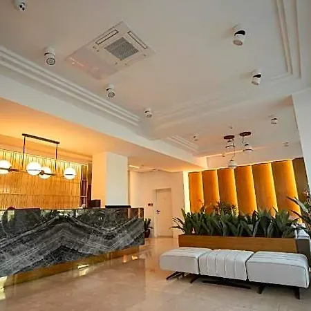 Hotel Solid Magic 3*