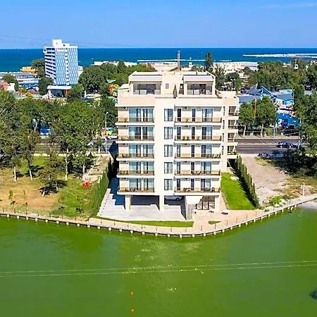 Solid Magic Hotel Mamaja