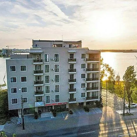 Hotel Solid Magic